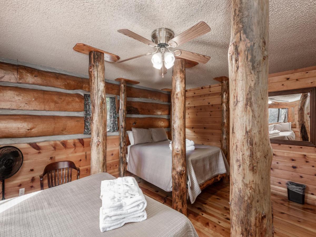 Sleeping Bear, 2 Bedrooms, Front Deck, Midtown, Sleeps 6 Ruidoso Exterior photo